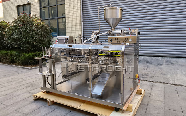 星火果酱包装机械设备展示